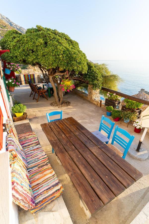 Maison d'hôtes Ikarian Endless Blue à Kouniadi Extérieur photo